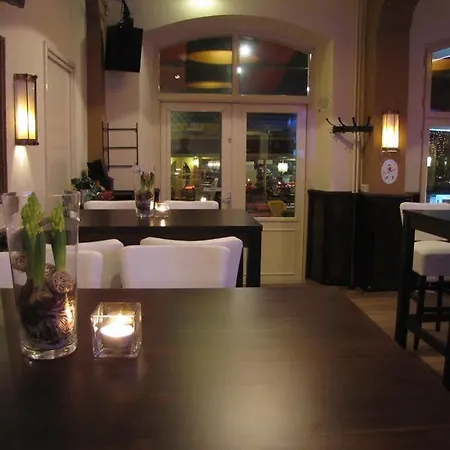 Limburgia 3* 法尔肯堡